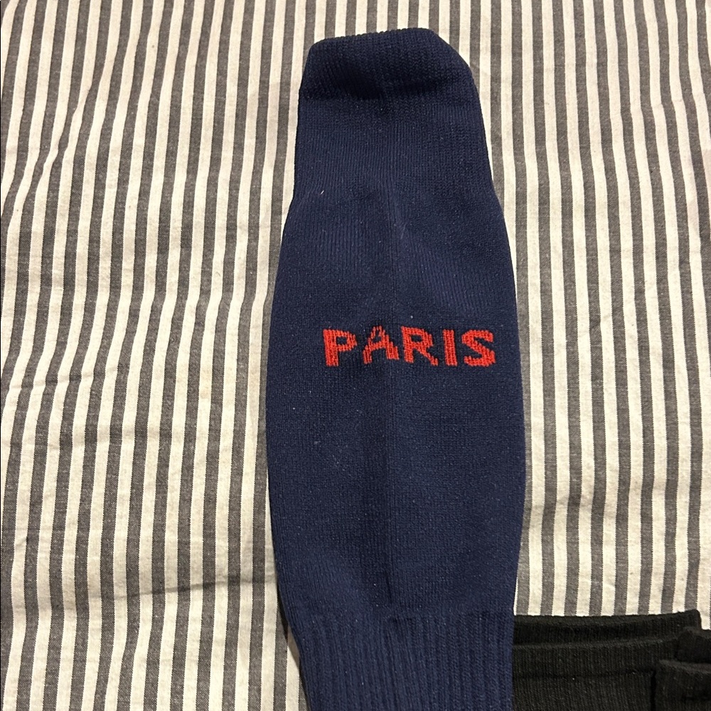 Bundle of socks. 12 pair - Picture 2 of 5